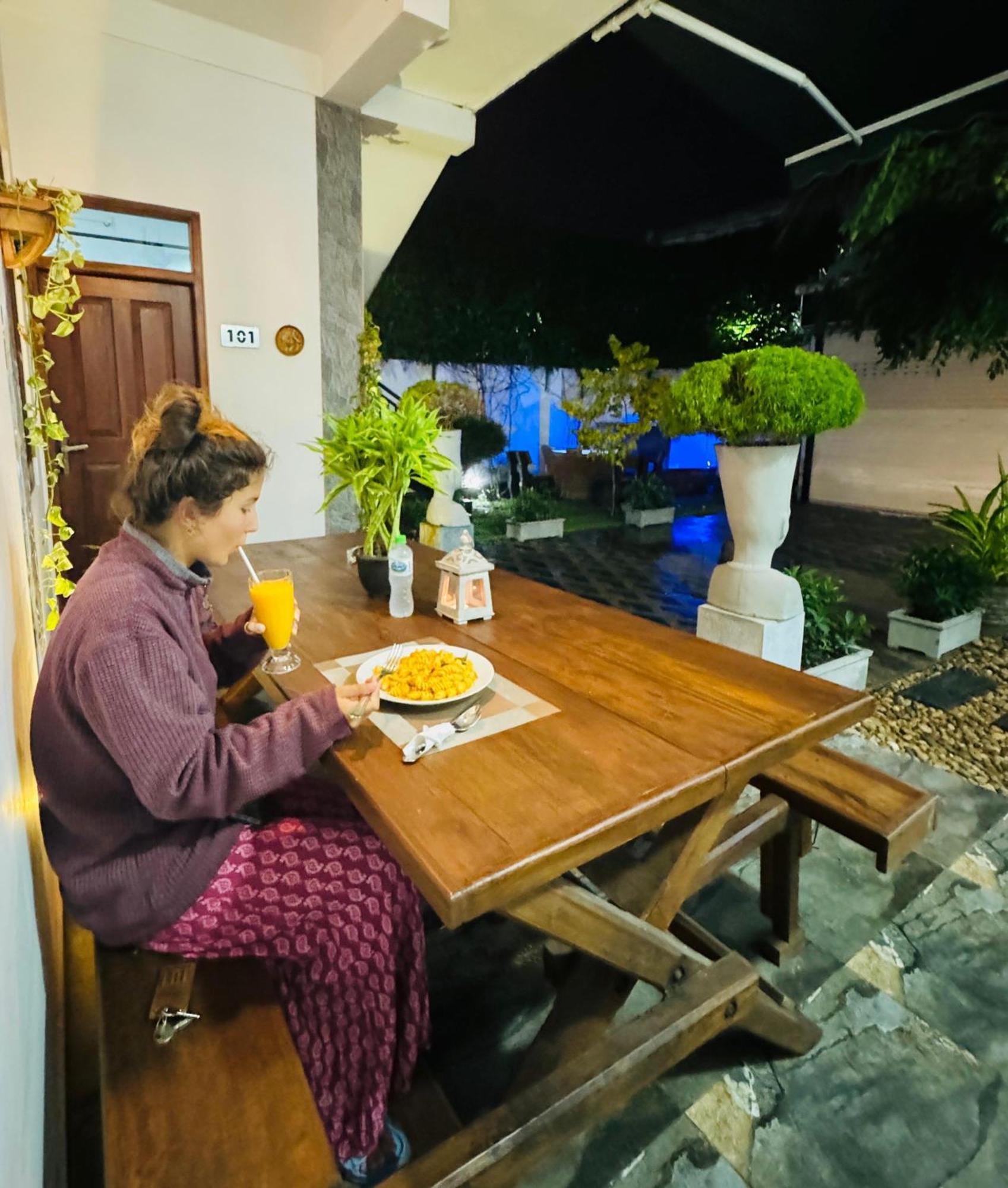 Airport J Dream Resort Dewamottawa Ngoại thất bức ảnh