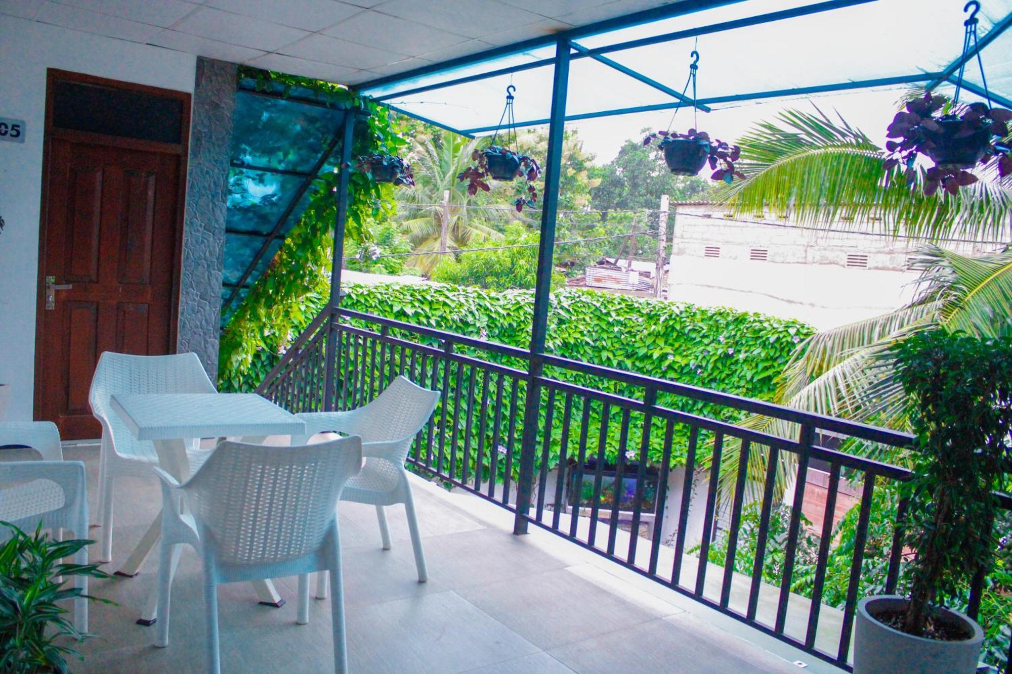 Airport J Dream Resort Dewamottawa Ngoại thất bức ảnh